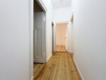 Fantastische Altbauwohnung mit Balkon in Prenzlauer Berg - Flur