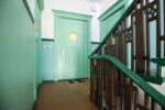 schön geschnittene 2-Zimmerwohnung im Reuterkiez - Treppenhaus