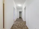 Wohnen nahe Schloss Charlottenburg – 4-Zimmer-Wohnung - Flur