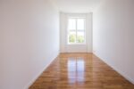 Spacious 4-room apartment with balcony and plenty of natural light - Zimmer