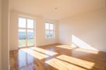 Spacious 4-room apartment with balcony and plenty of natural light - Wohnen und Essen