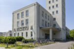 Spacious 4-room apartment with balcony and plenty of natural light - Fassade