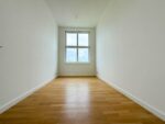 Dreamy 4-Bedroom Apartment with Balcony - Arbeitszimmer