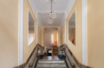Exklusive 1-Zimmerwohnung mit Balkon - Treppenhaus