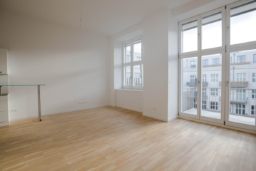 Ruhig gelegene 3 Zimmerwohnung mit Balkon, 14167 Berlin, Etagenwohnung