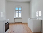 Urban Living, Peaceful Comfort – 2-Bedroom Apartment in Mariendorf - Küche