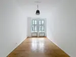 Provisionsfreie 2 Zimmerwohnung mit Loggia im Reuterkiez - Schlafzimmer