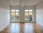 Bright 2-room apartment with terrace – commission-free - Wohnzimmer