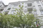 Provisionsfrei: Einzugsbereite Altbauwohnung in beliebter Kiez-Lage - Hausansicht