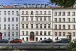 Fitness inclusive: Ruhig gelegene Familienwohnung mit Balkon in Prenzlauer Berg - Fassade