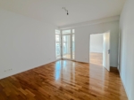 A unique living experience: 2-room apartment – commission-free - Schlafzimmer