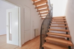 Raumwunder mit kleinem Grundstück - provisionsfrei - Treppe