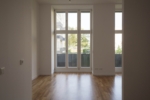 Upper floor apartment in Berlin - Blick Eingang