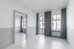 Hochwertig modernisierte Familienwohnung im Szenekiez - Zimmer 1.OG mit Balkon